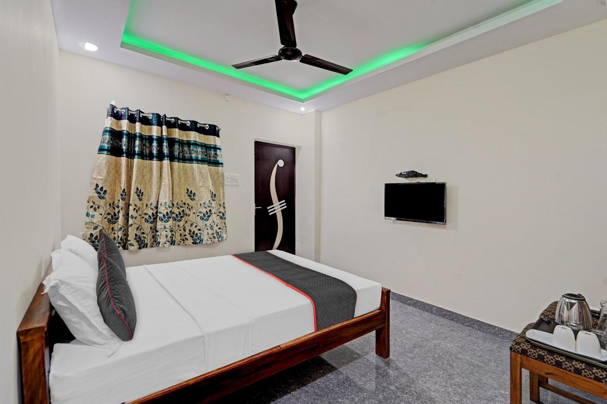 Super Townhouse 1096 Hotel Redfox Nungambakkam Near Apollo & Shankar Nethralaya Hospital Chennai Dış mekan fotoğraf